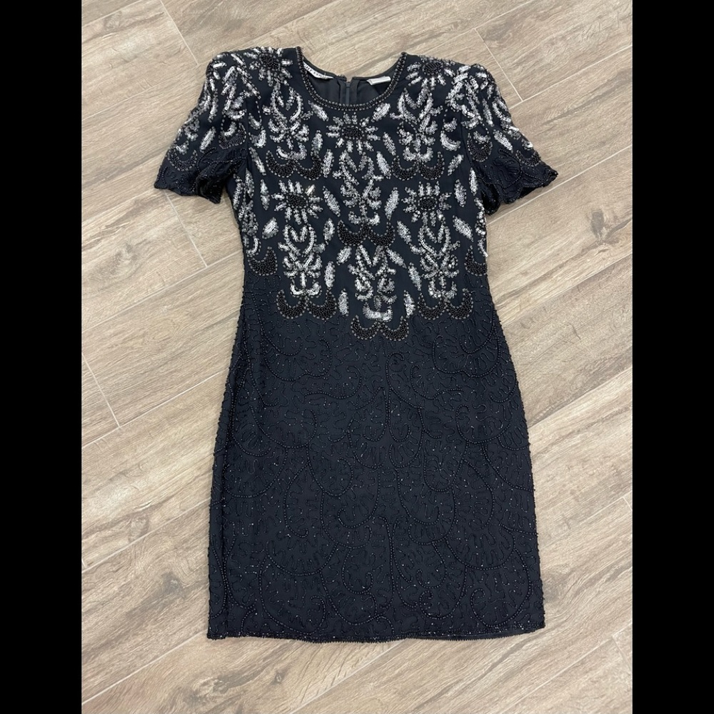 Night Vogue / vintage black beaded cocktail dress